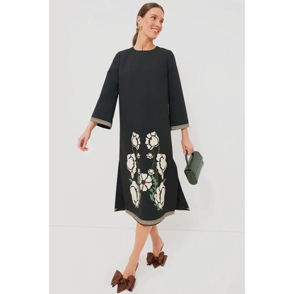 Tuckernuck Dresses & Skirts - NWT Tuckernuck Moonflower Bouquet Hutton Midi Floral Classic Dress Navy Blue XXS